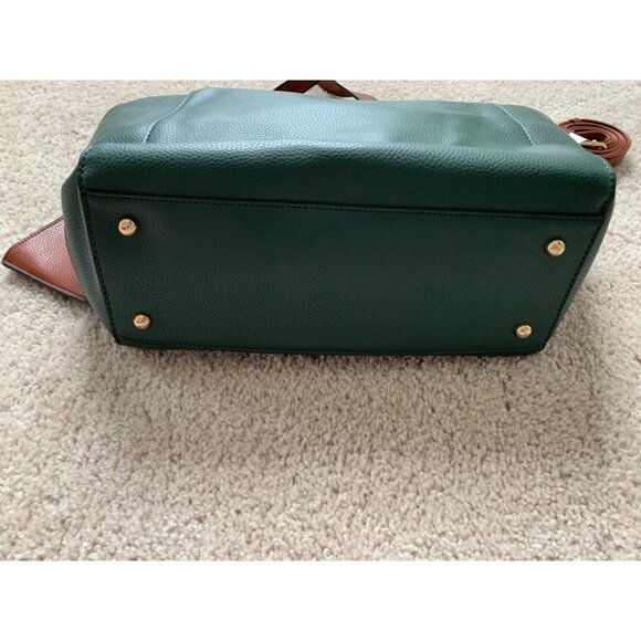 G.H. Bass & Co. 3-In-1‎ Tote Crossbody & Wristlet Bag Green - Picture 7 of 13